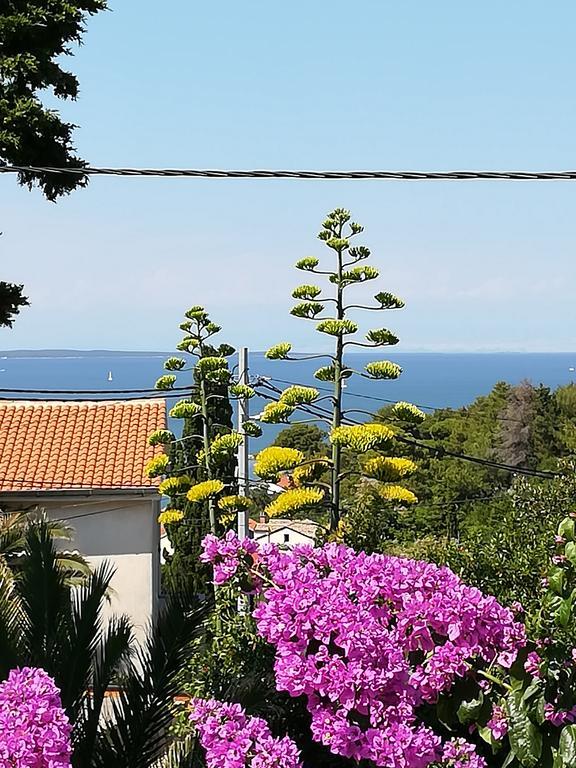 Apartment Neno - Terrace & Parking Veli Lošinj Екстериор снимка